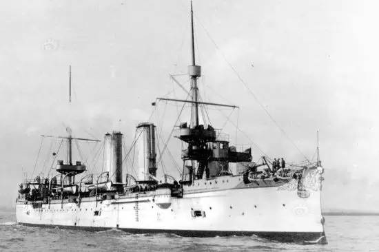 北洋水師“定遠(yuǎn)“艦.jpg 北洋水師“定遠(yuǎn)“艦.jpg