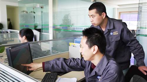 模具設(shè)計.jpg 模具設(shè)計