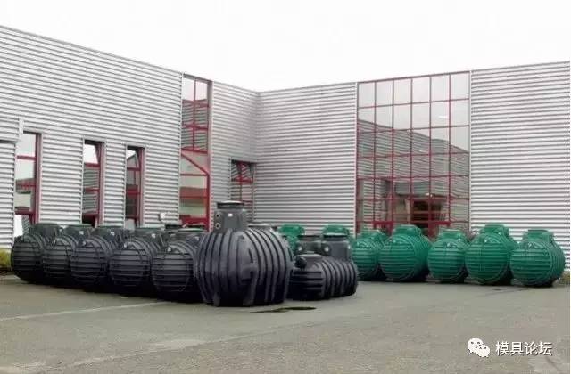 儲(chǔ)水箱模具注塑成品.jpg 儲(chǔ)水箱模具注塑成品